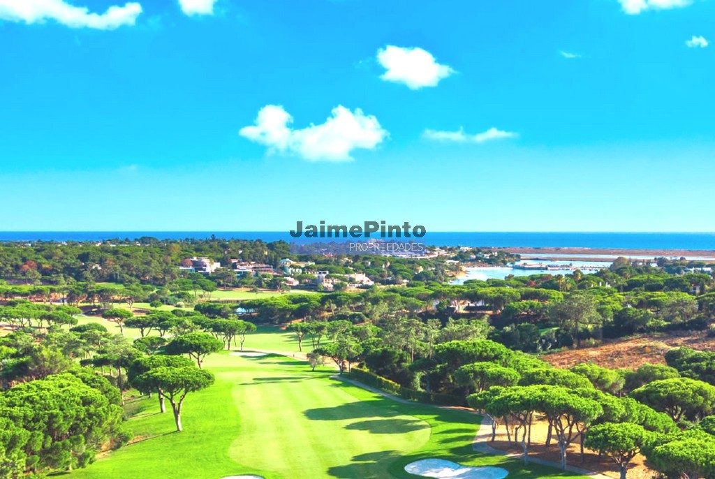 Moradia isolada - T3+1 - LOULE