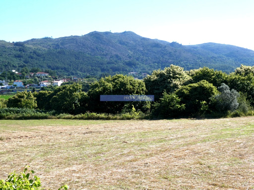 Terreno p/ moradia